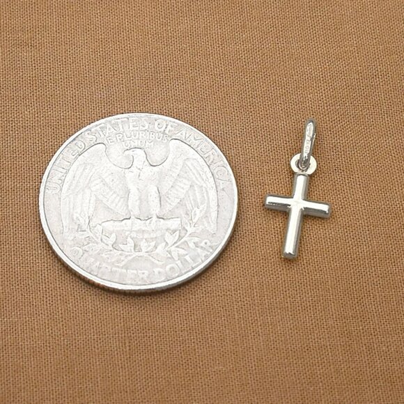 Real White Gold Cross Pendant Necklace 10K Gold Small Cross Stamped 10K - Picture 5 of 5